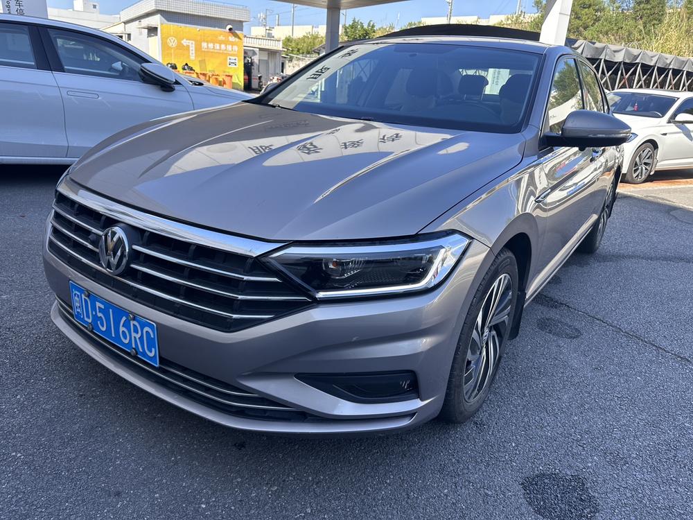 Volkswagen Sagitar