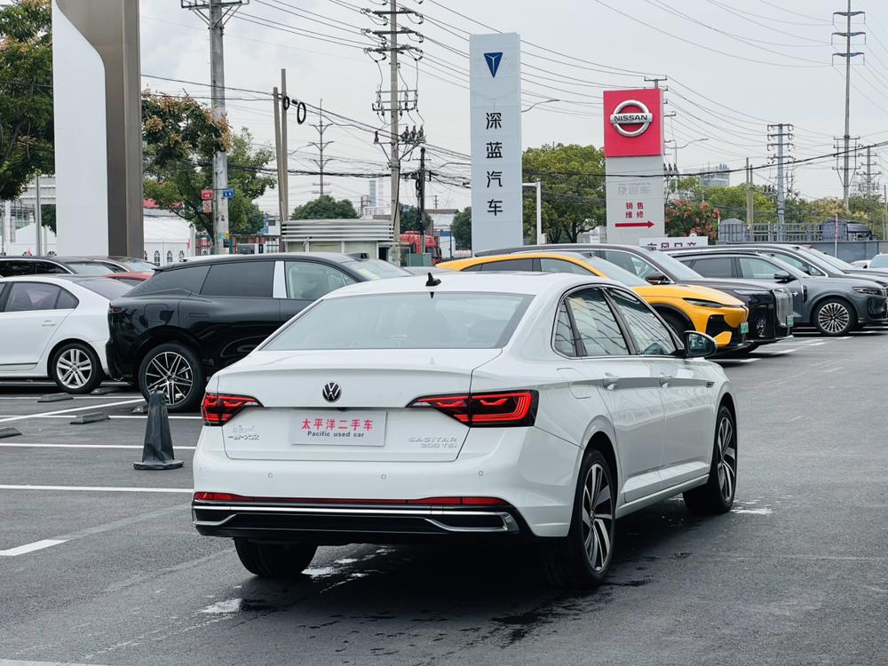 Volkswagen Sagitar