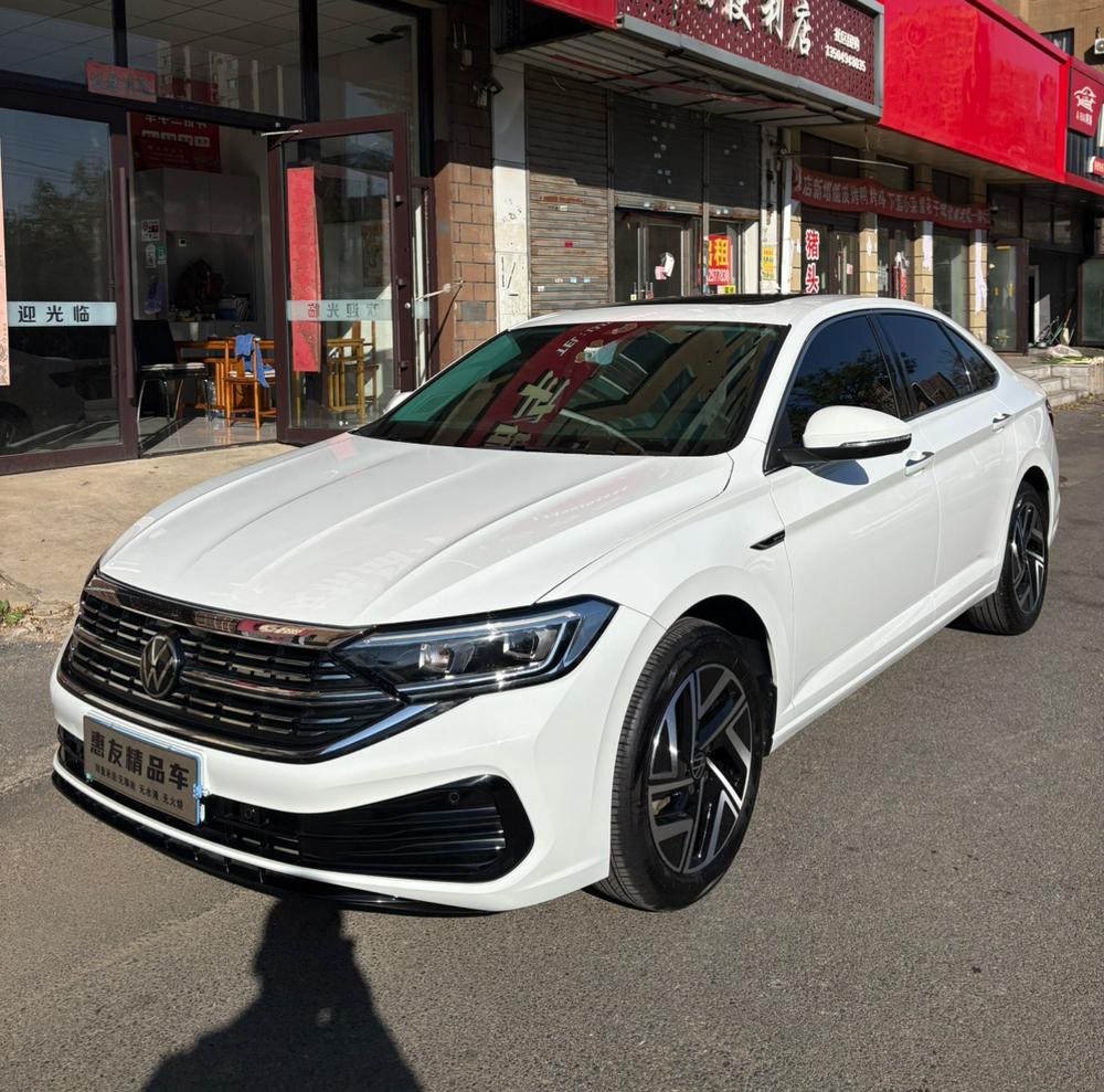 Volkswagen Sagitar