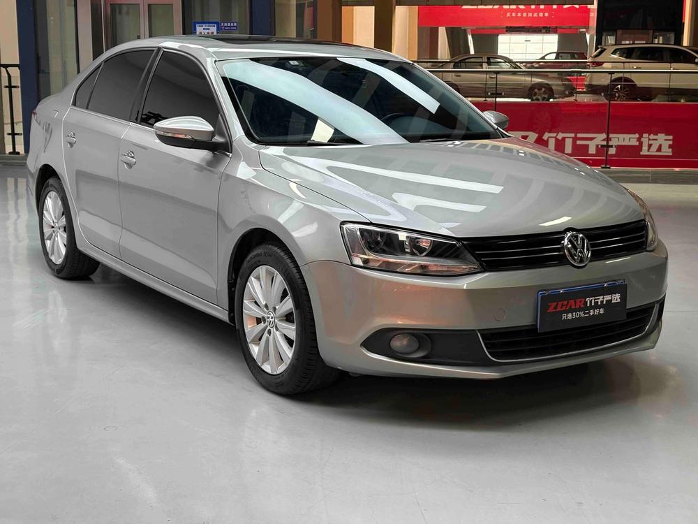 Volkswagen Sagitar