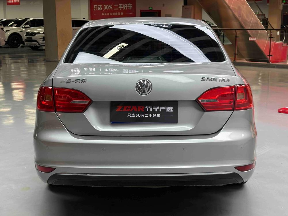 Volkswagen Sagitar