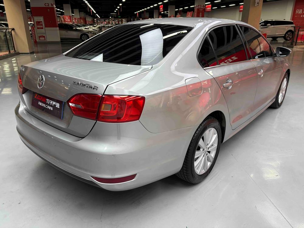 Volkswagen Sagitar