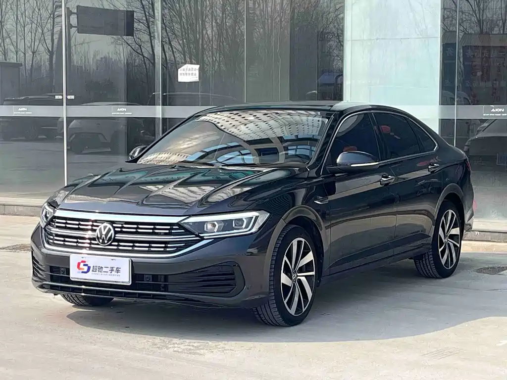 Volkswagen Sagitar