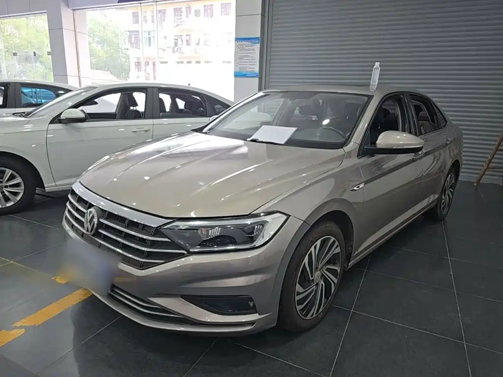 Volkswagen Sagitar