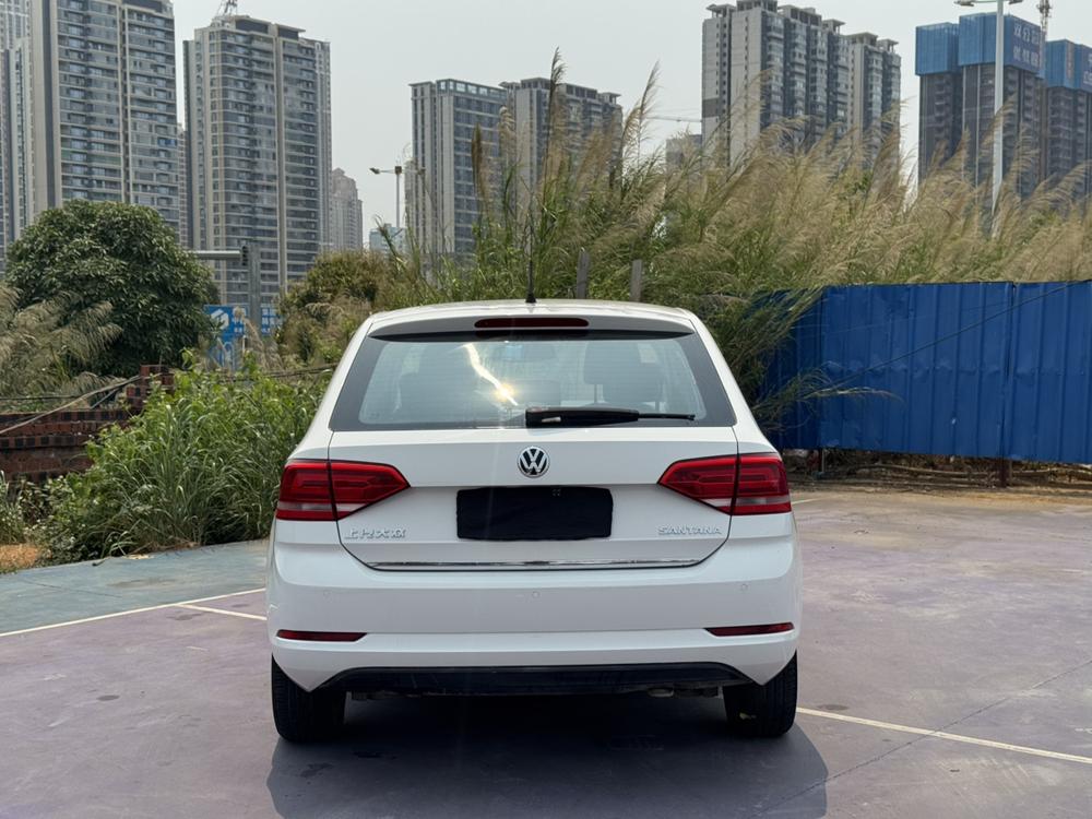 Volkswagen Santana