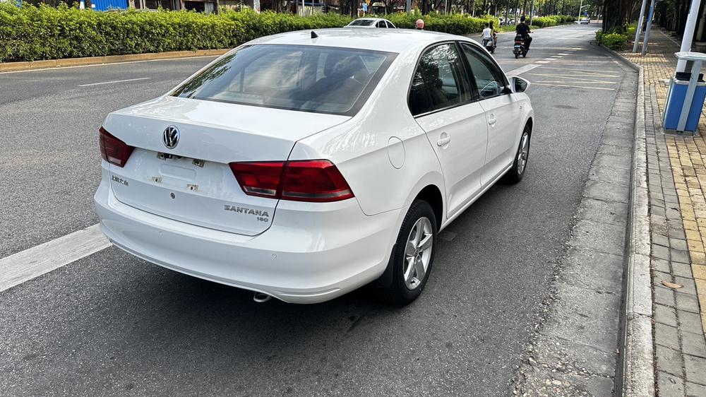 Volkswagen Santana