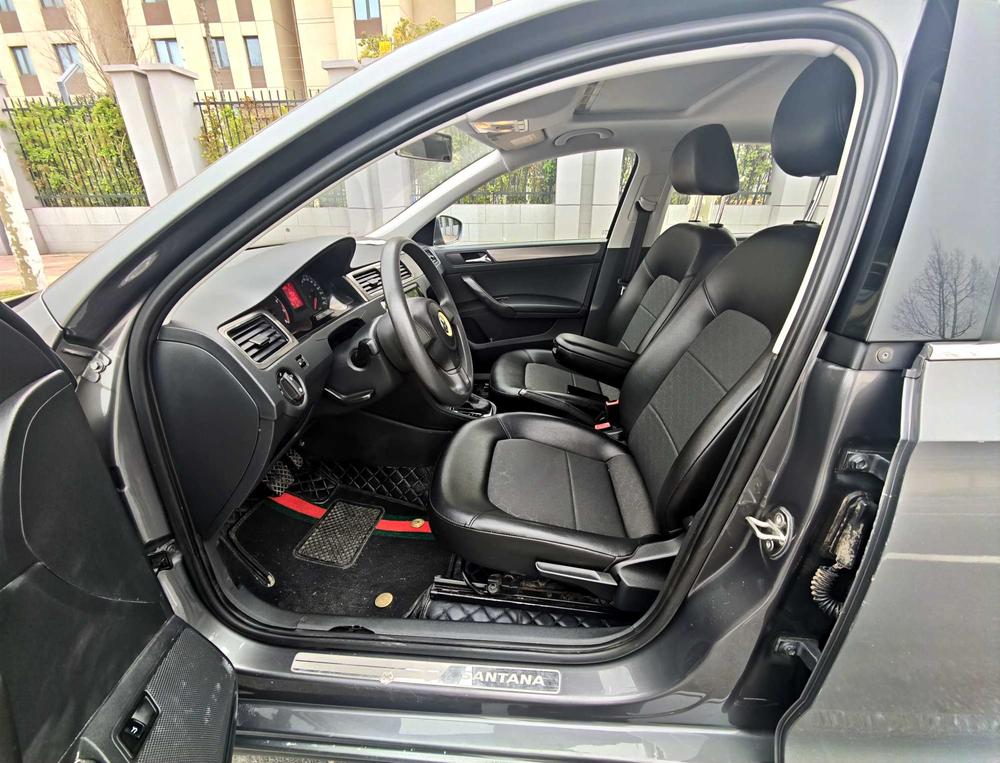 Volkswagen Santana