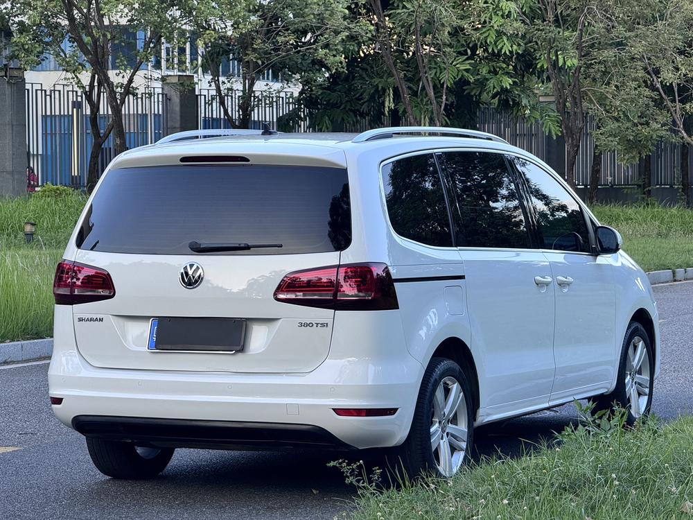 Volkswagen Sharan
