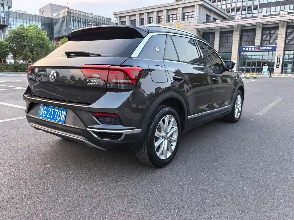 Volkswagen T-Roc