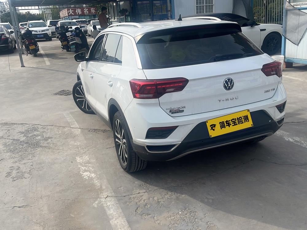 Volkswagen T-Roc