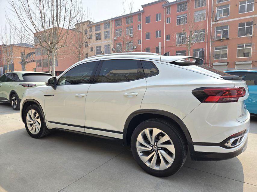 Volkswagen Tayron X
