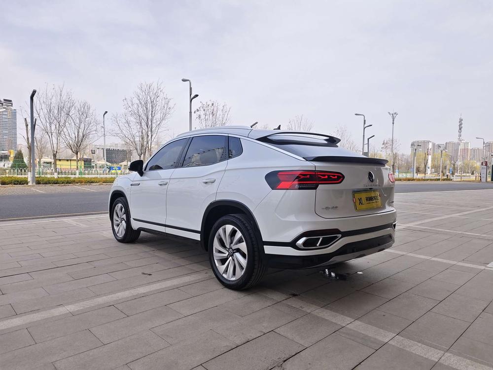 Volkswagen Tayron X