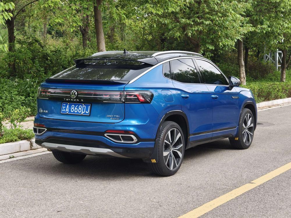 Volkswagen Tayron X