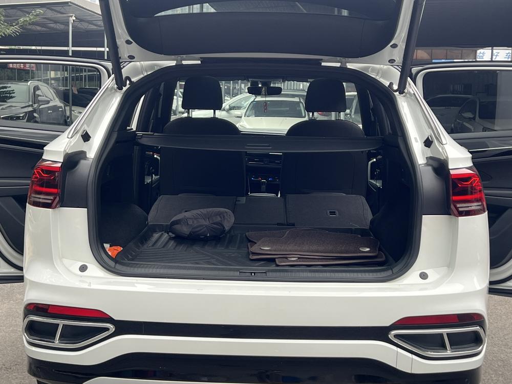 Volkswagen Tayron X