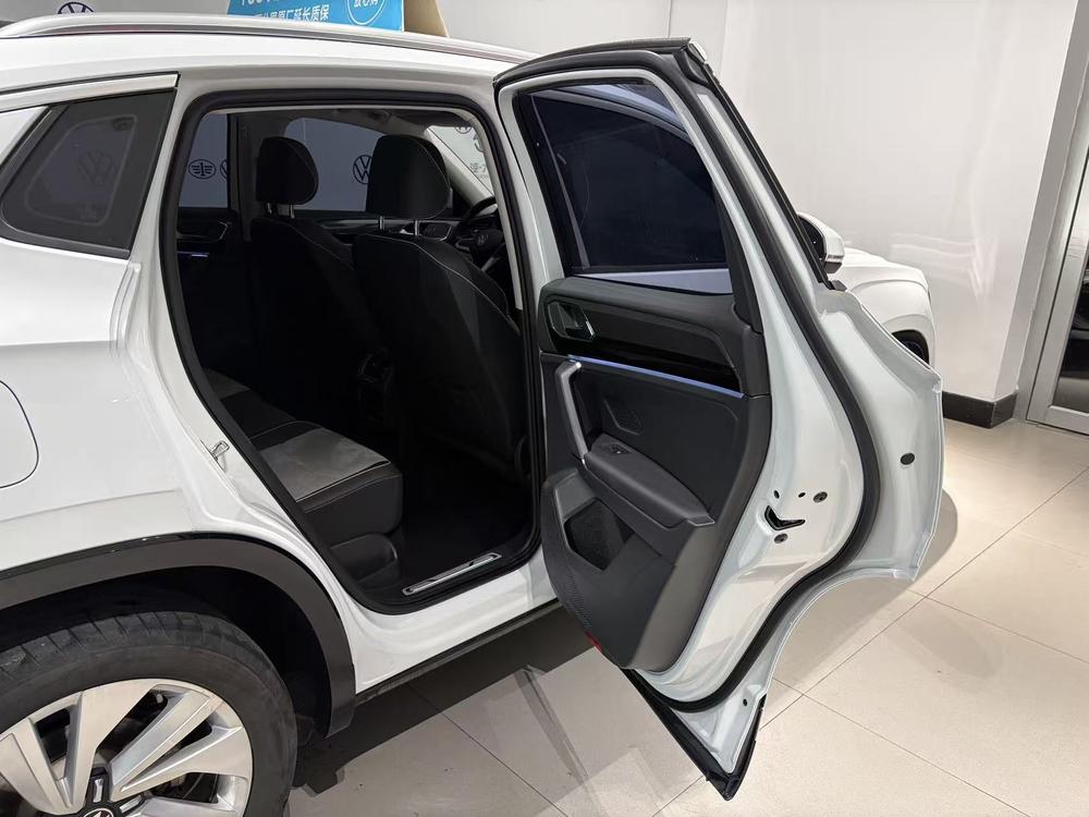 Volkswagen Tayron X