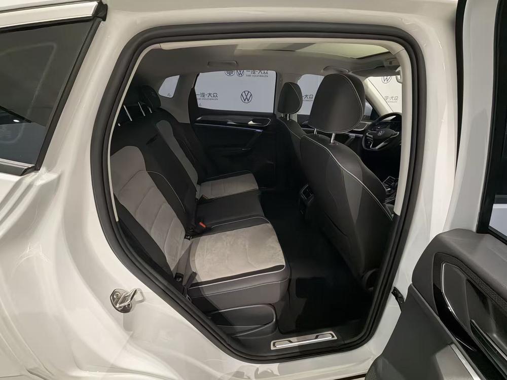 Volkswagen Tayron X