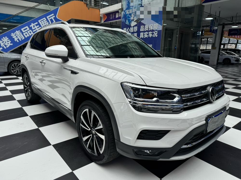 Volkswagen Tharu