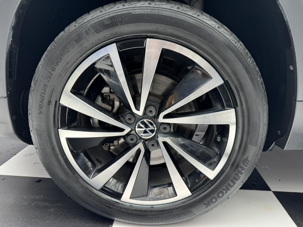 Volkswagen Tharu