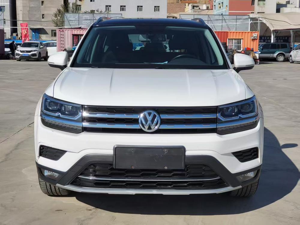 Volkswagen Tharu