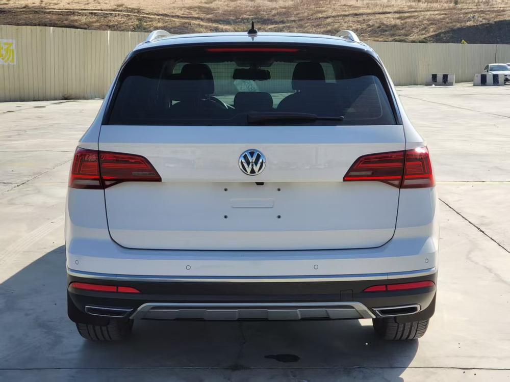 Volkswagen Tharu