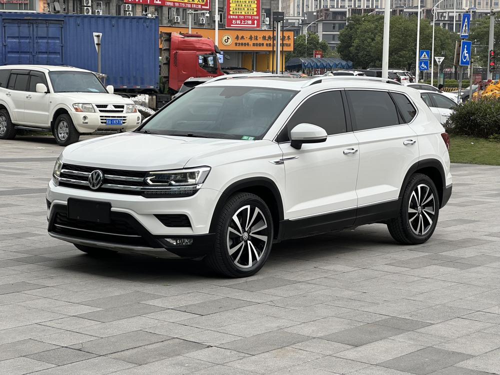 Volkswagen Tharu