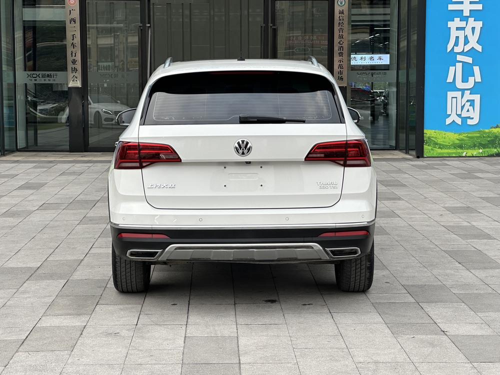 Volkswagen Tharu