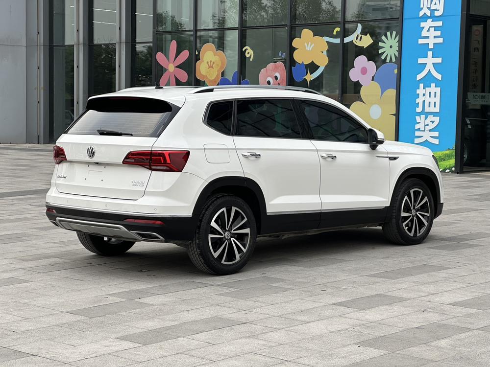 Volkswagen Tharu