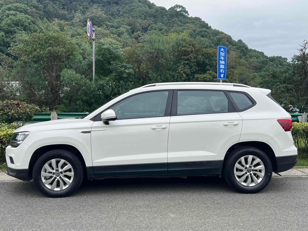 Volkswagen Tharu