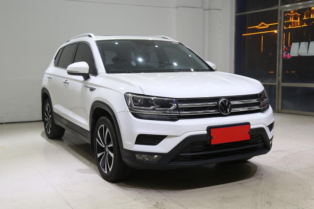 Volkswagen Tharu