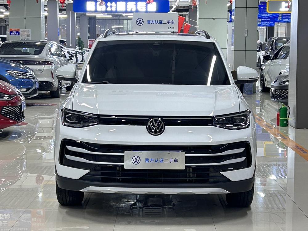 Volkswagen Tharu