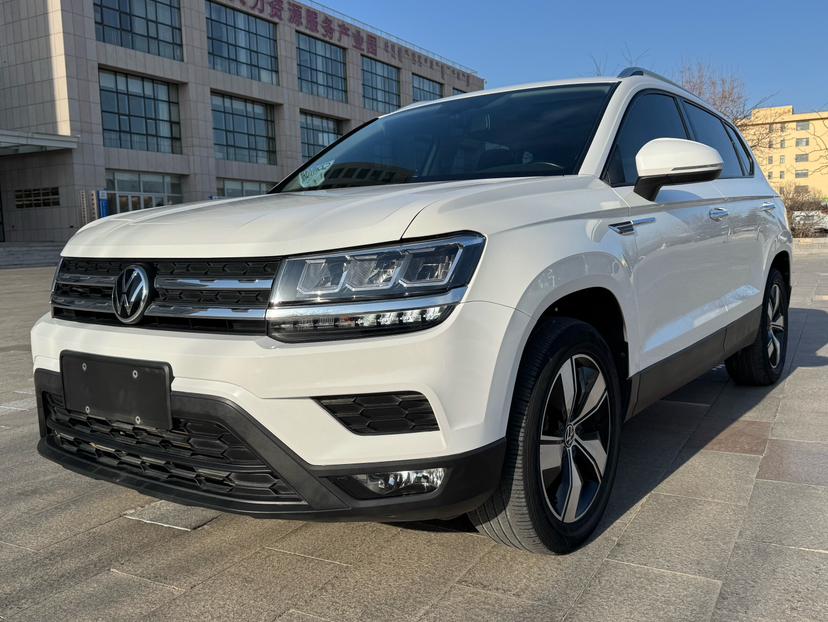 Volkswagen Tharu