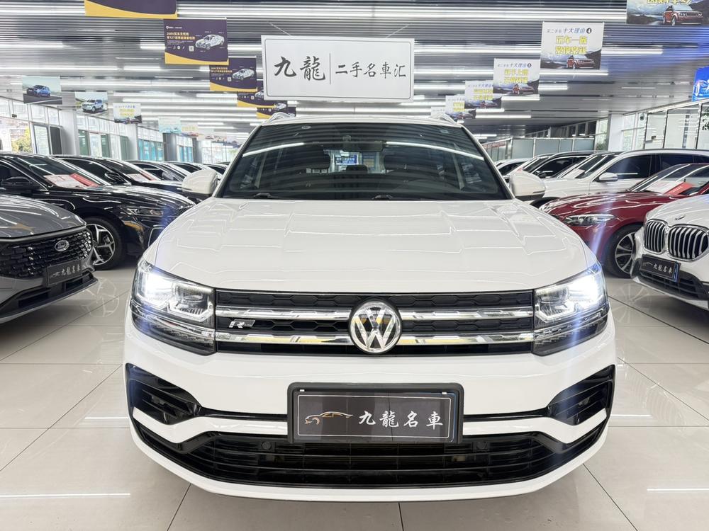 Volkswagen Tharu