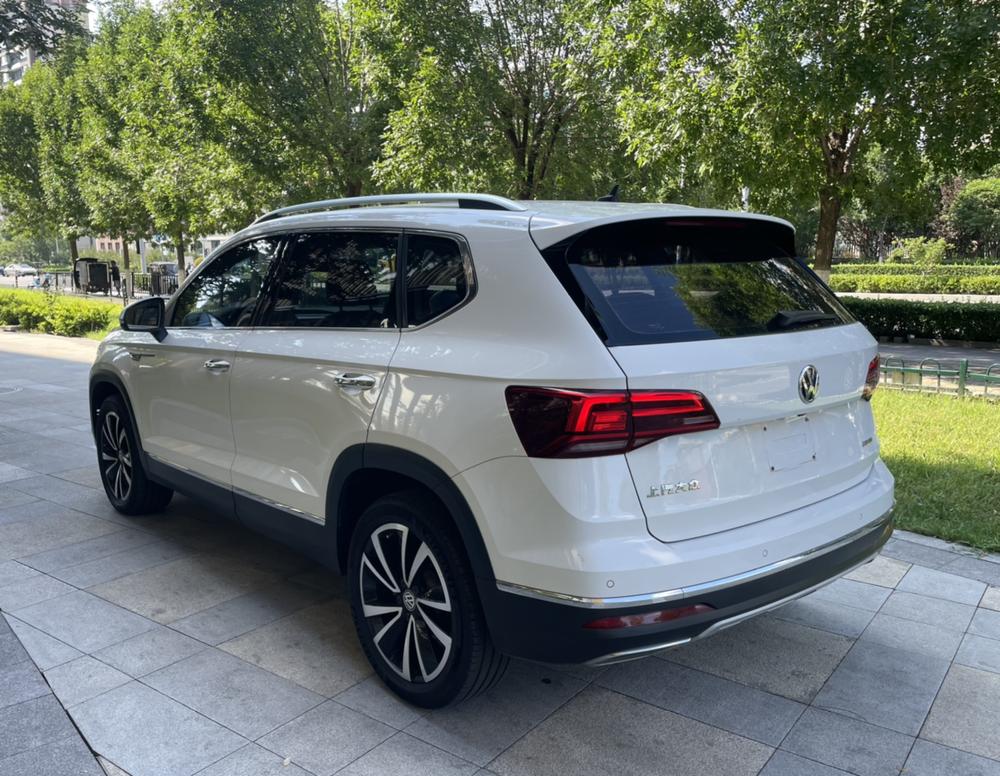 Volkswagen Tharu