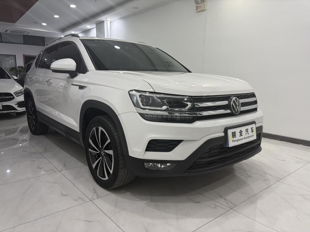 Volkswagen Tharu
