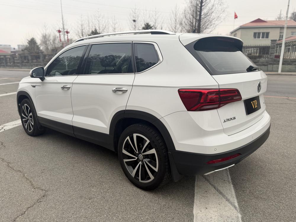 Volkswagen Tharu