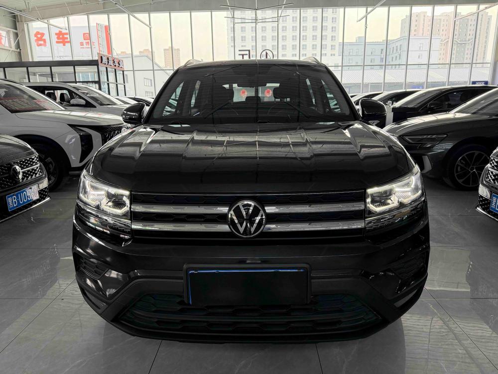 Volkswagen Tharu