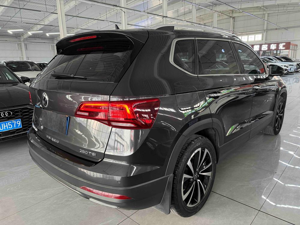 Volkswagen Tharu