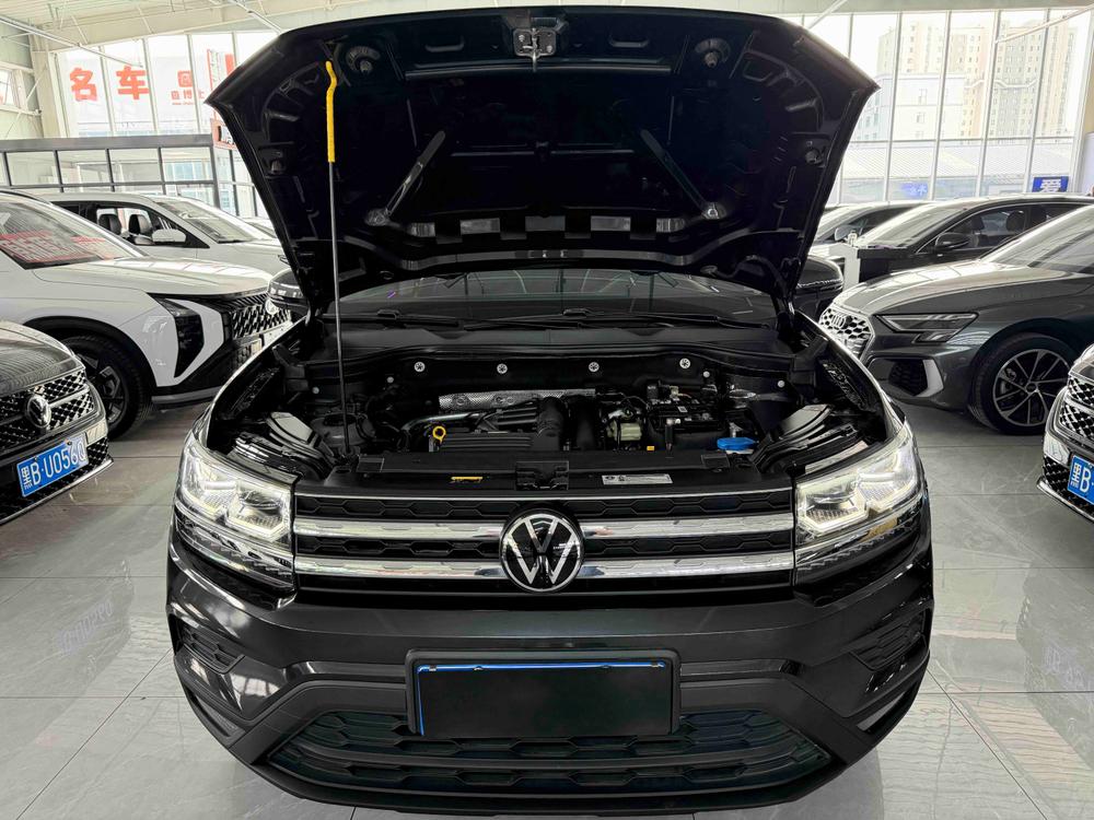 Volkswagen Tharu