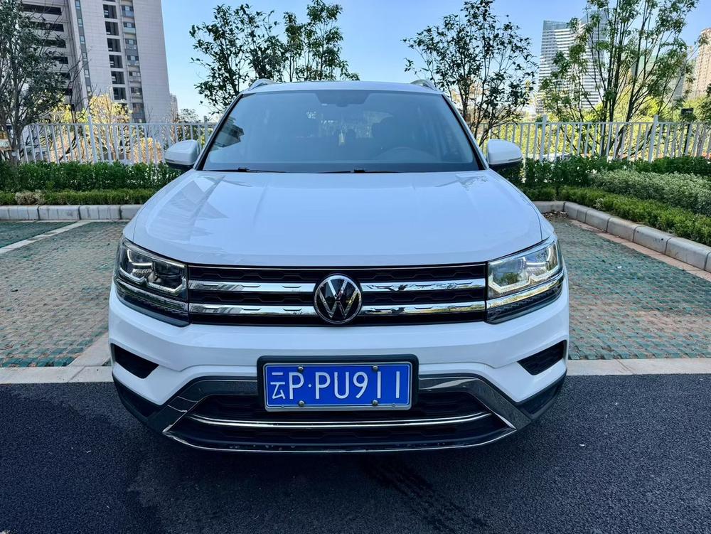 Volkswagen Tharu
