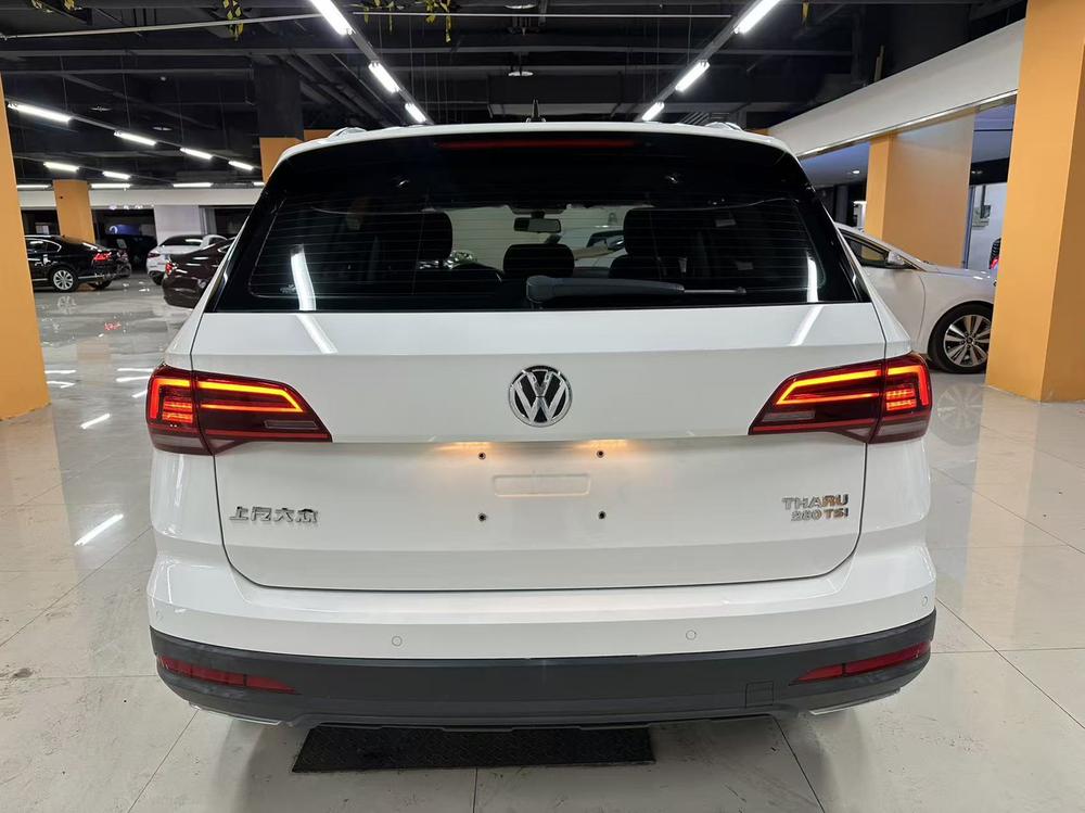 Volkswagen Tharu
