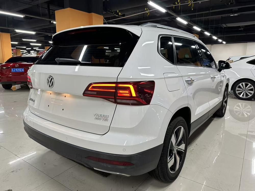 Volkswagen Tharu