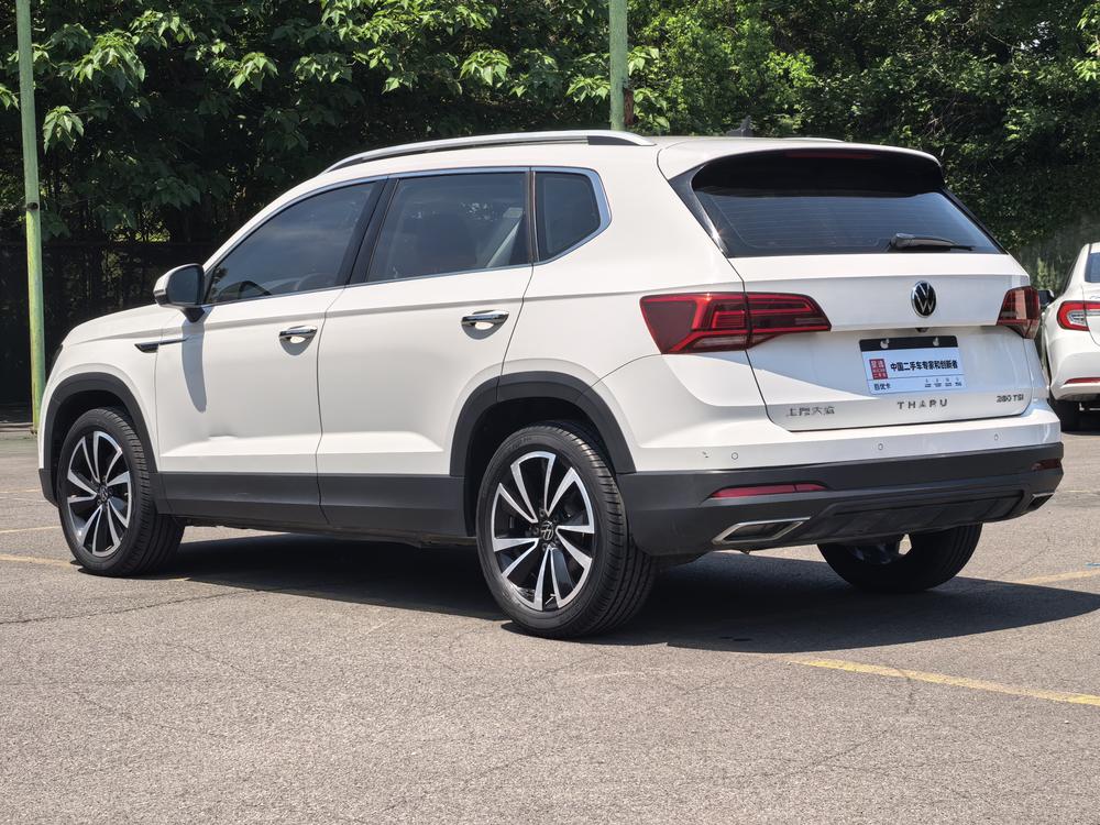 Volkswagen Tharu