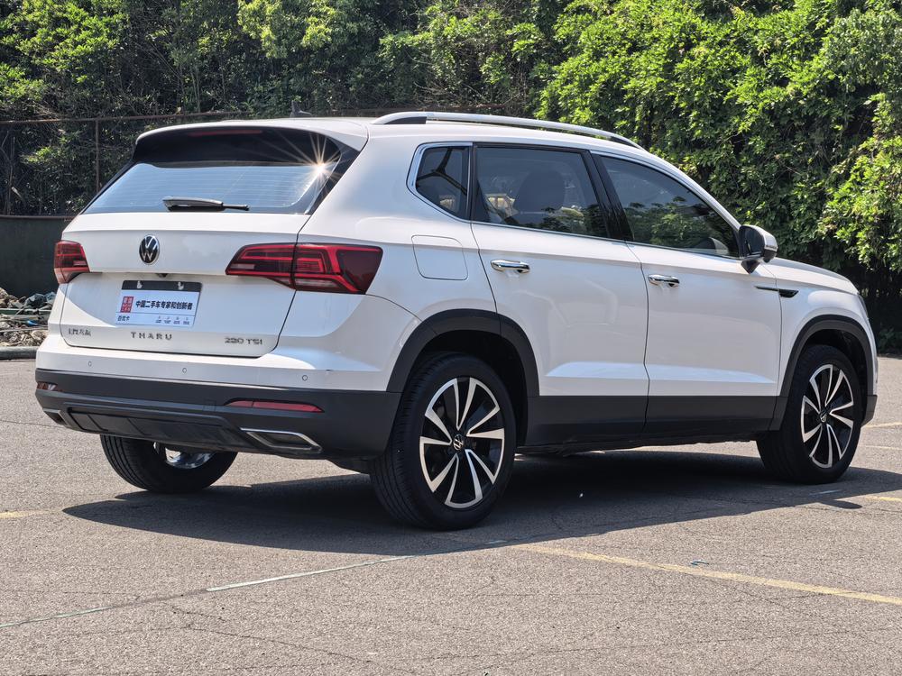 Volkswagen Tharu