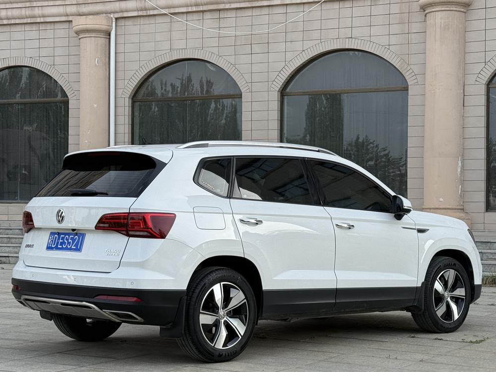 Volkswagen Tharu