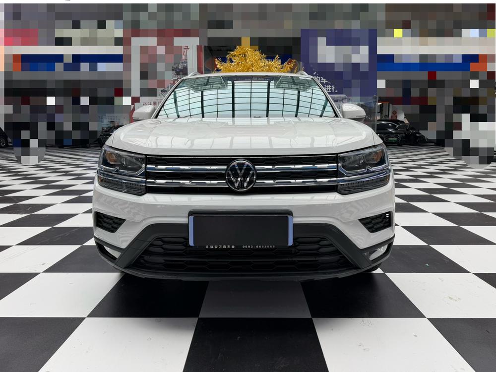 Volkswagen Tharu