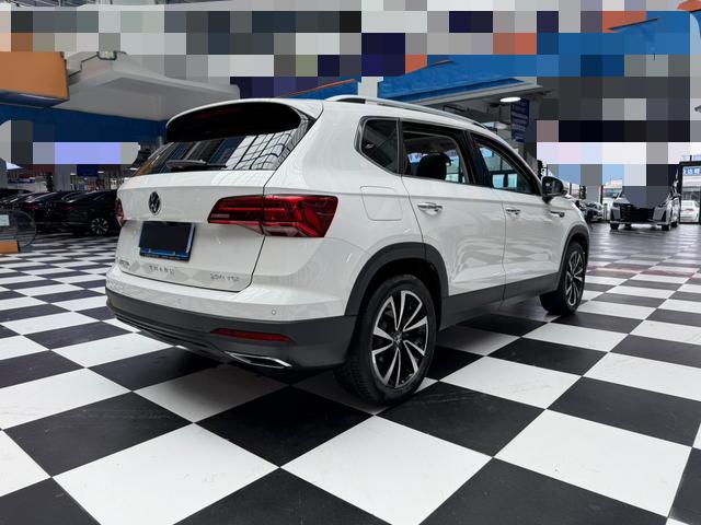 Volkswagen Tharu