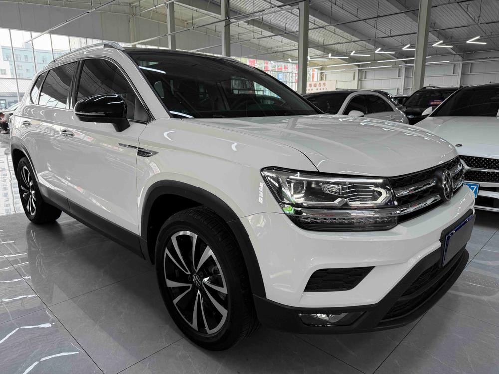 Volkswagen Tharu