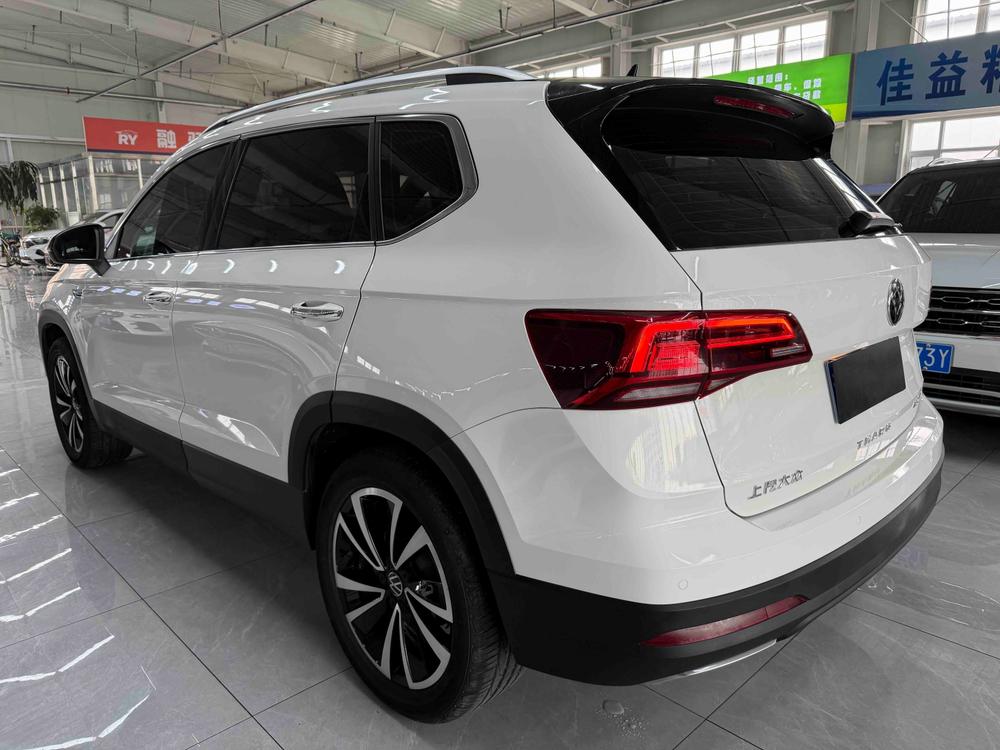 Volkswagen Tharu