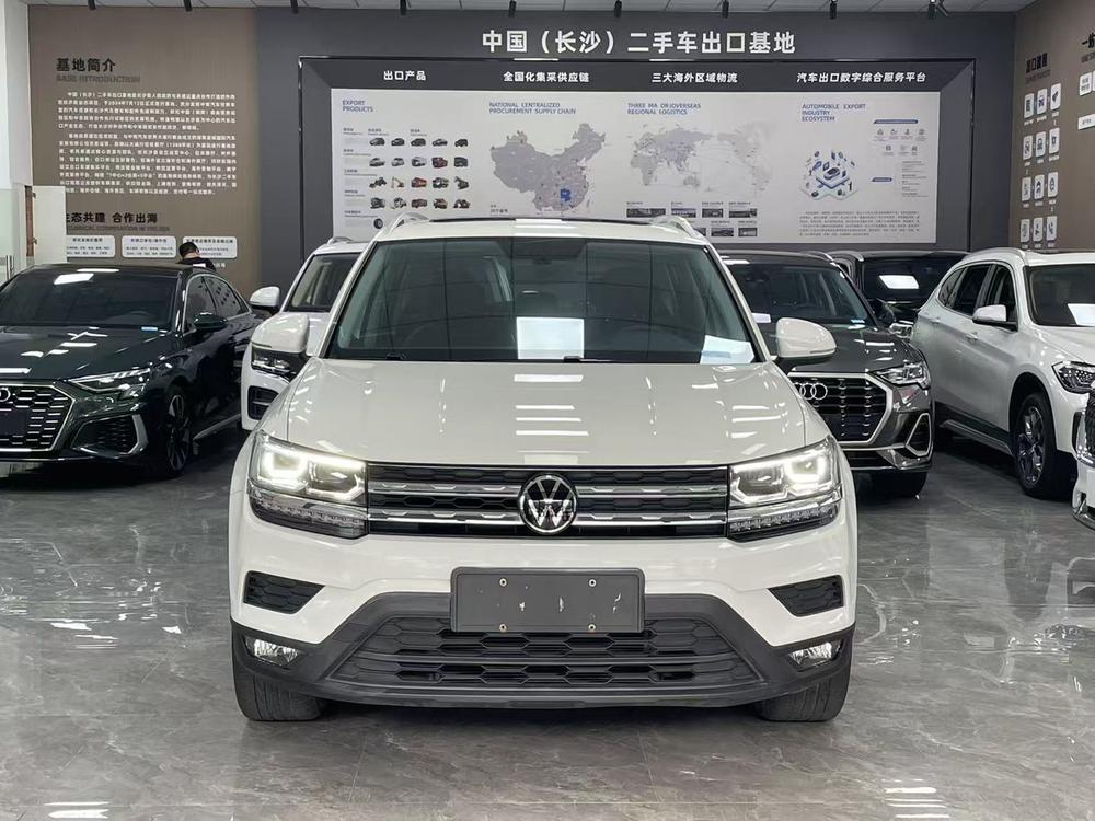 Volkswagen Tharu