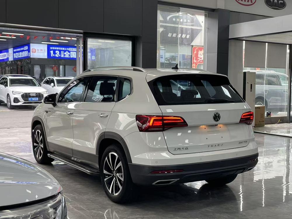 Volkswagen Tharu